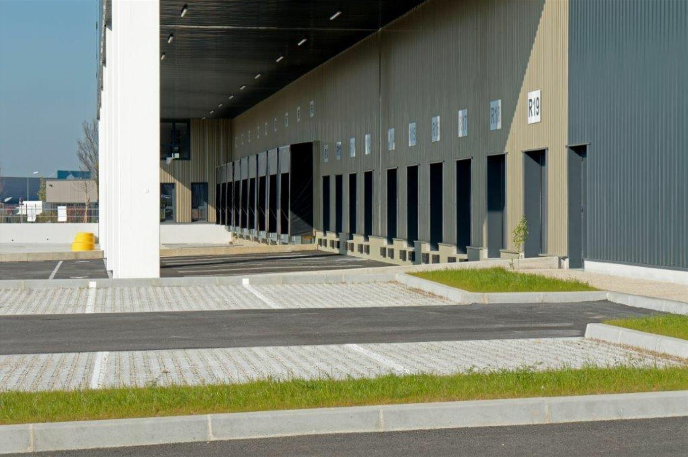 Entrepôt classe c Corbas 5403m² Location entrepôt classe c Corbas Rhône OLLOG2118331 9
